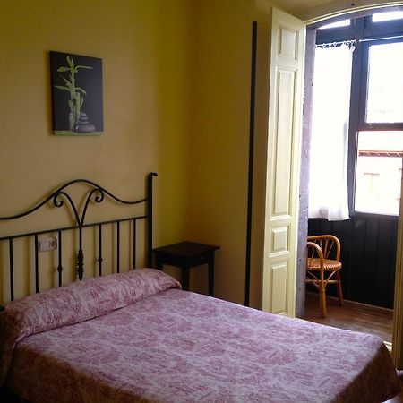 Pension Las Barqueras Hotel Llanes Eksteriør billede